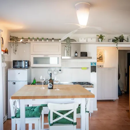 Casa Bellucci - Stilvolles Familienapartment Mit Meerblick & Grossem Balkon غرادو